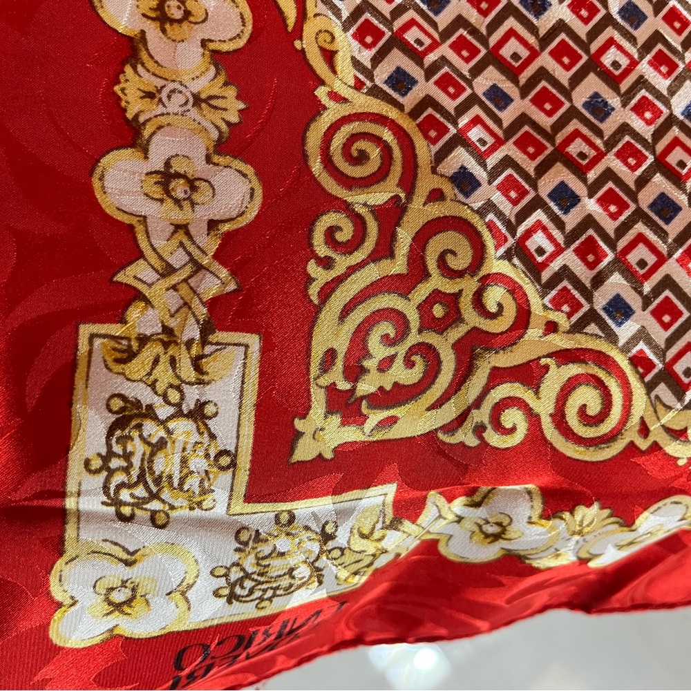 Enrico Coveri Large Red Square Patterned Silk Scarf - Italy - Picture 8 of 11